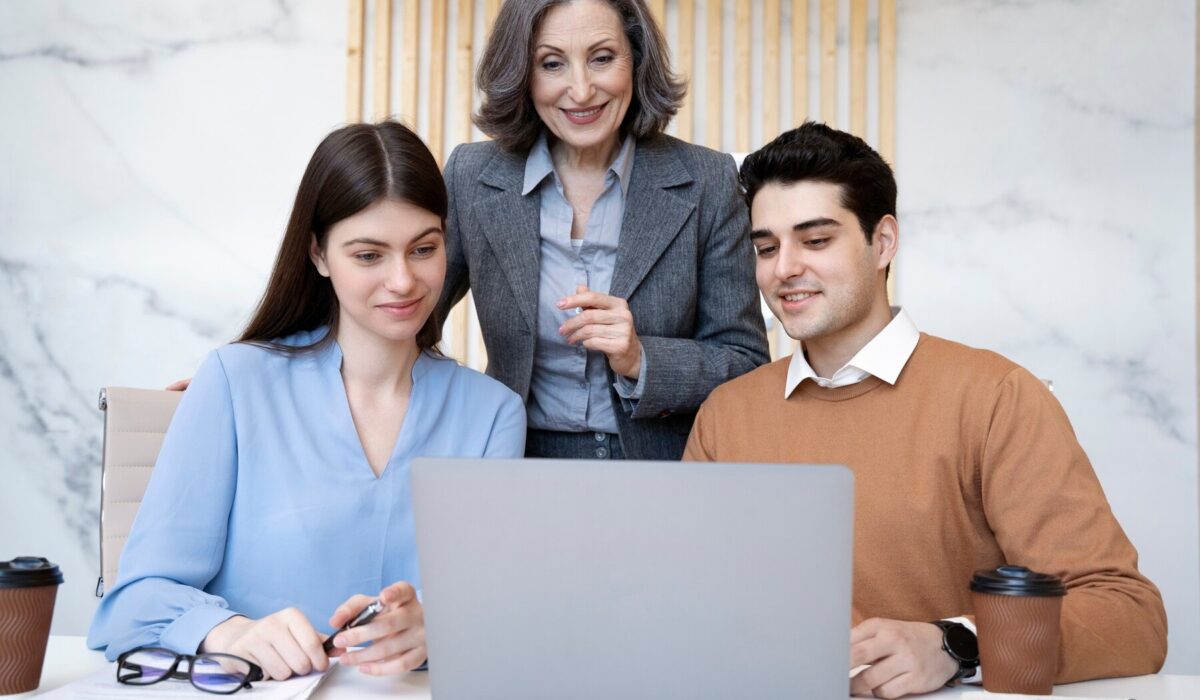 young person intership 23 2149315590 digital marketing expert